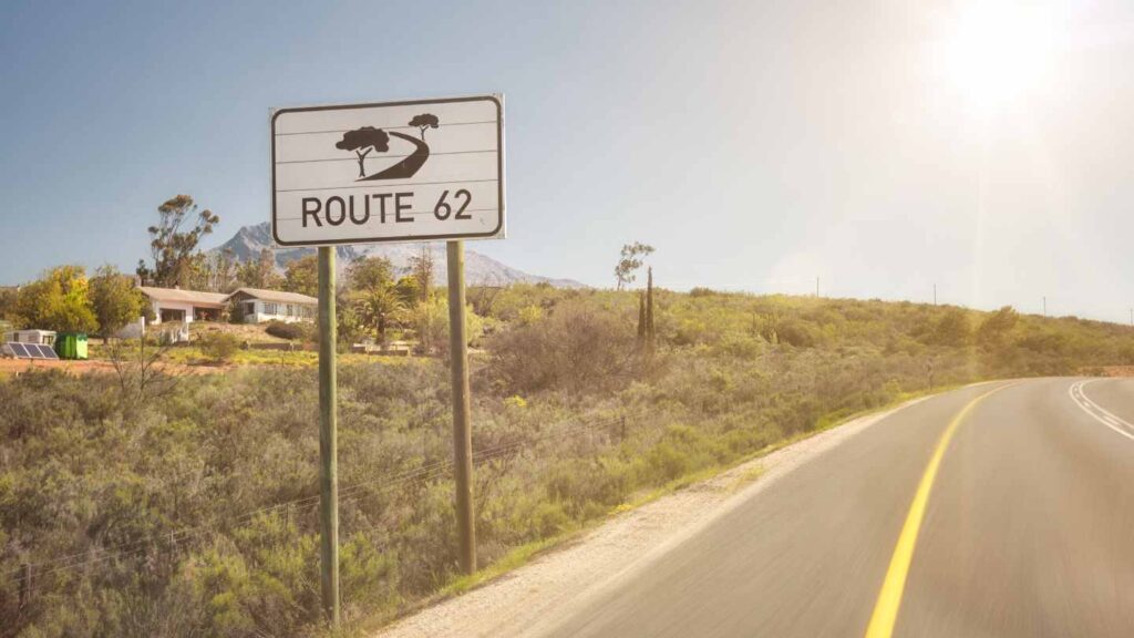 Explore South Africa’s Scenic Drives and Must-Visit Spots - Image 5