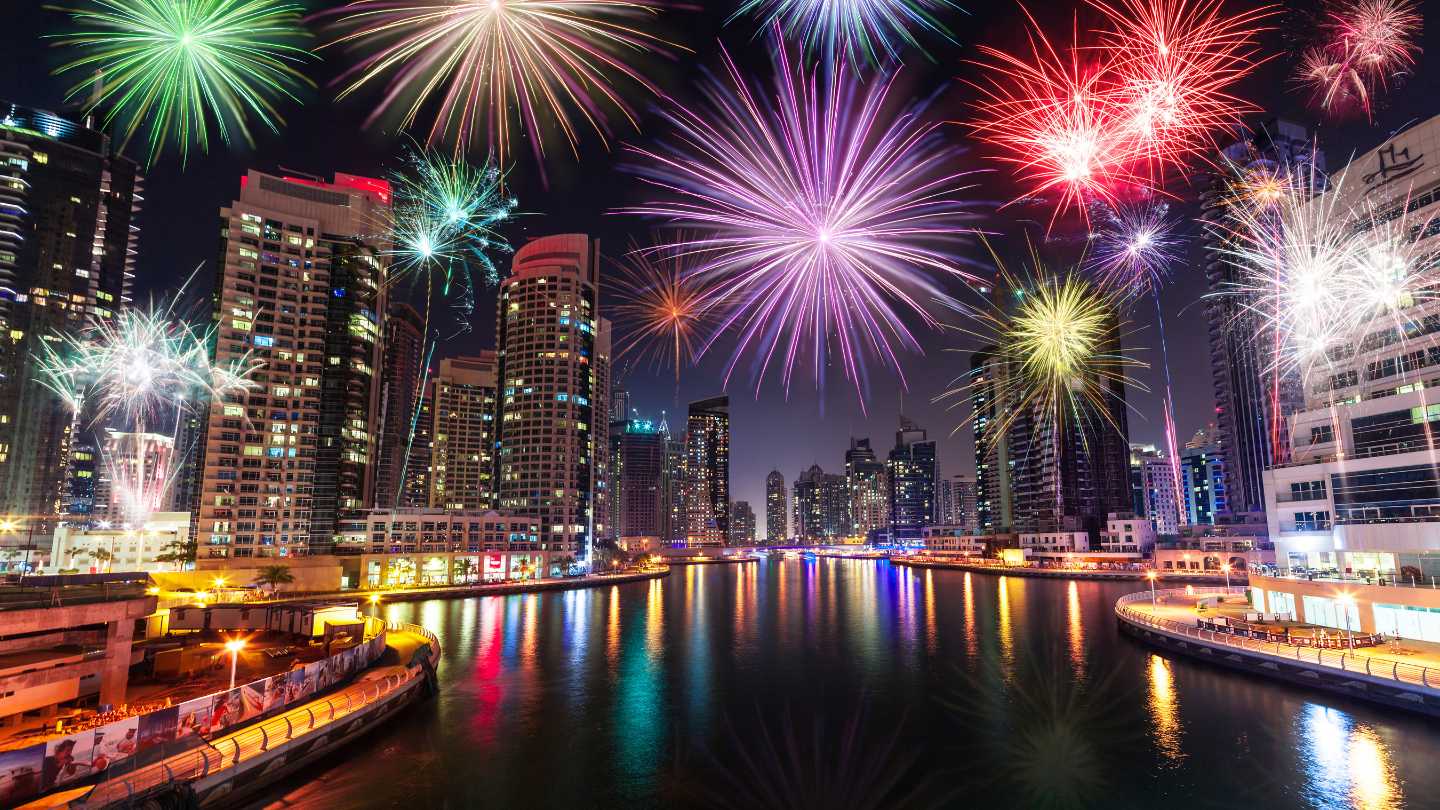 Ring in the New Year in Style: Must-Visit New Year's Eve Destinations - Image 3