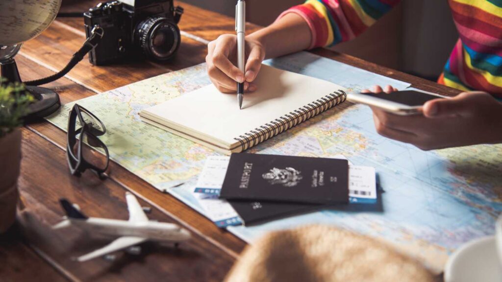 Avoiding the Festive Rush: Tips for Stress-Free Travel Planning - Featured Image