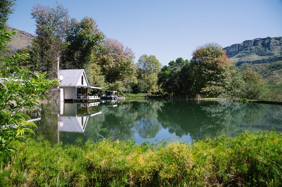 Cleopatra Mountain Farmhouse - Image 1